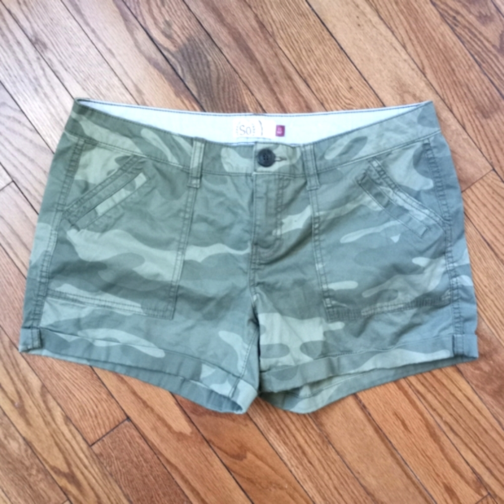 💚SO Camouflage shorts💚 - Picture 2 of 4